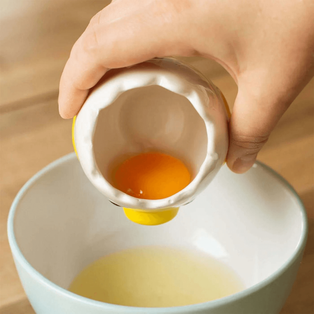 Chickedy Split Egg Yolk Separator